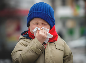 How to Use a Nasal Irrigation Bottle to Relieve Seasonal Rhinitis