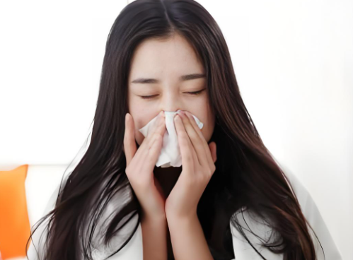 The Difference Between Nasal and Sinus Irrigation