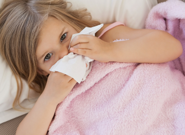 What factors worsen nasal congestion in infants?